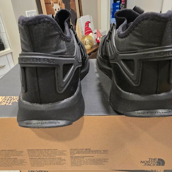 The North Face Women's Oxeye Tech Shoes Sneakers TNF Black NF0A7W4UKX7 Sz 8 NEW - Picture 6 of 13